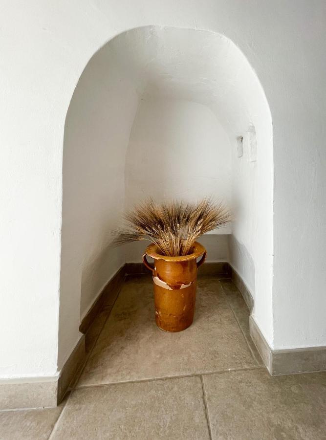 Готель Trullo San Vincenzo Con Piscina Монополі Екстер'єр фото