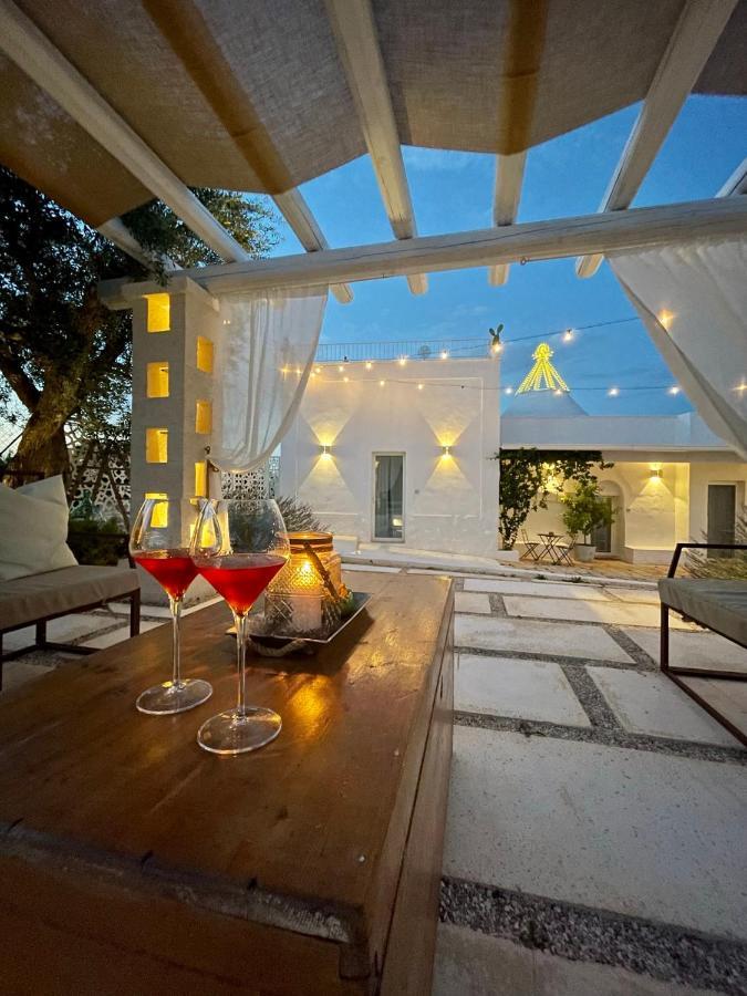 Готель Trullo San Vincenzo Con Piscina Монополі Екстер'єр фото