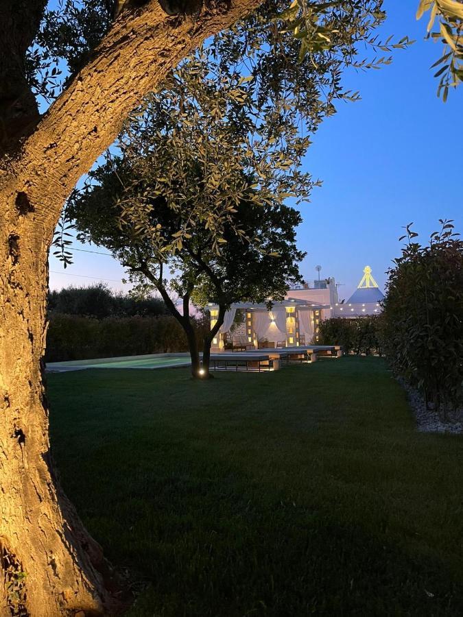 Готель Trullo San Vincenzo Con Piscina Монополі Екстер'єр фото